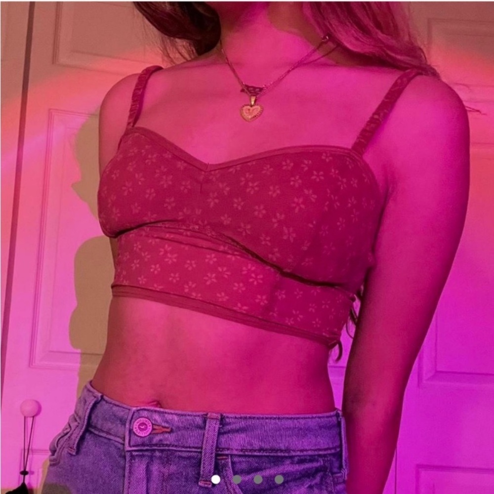 Gilly Hicks Floral Crop Top